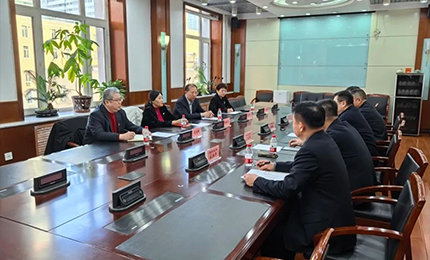 k8凯发·天生赢家董事长胡晓萍、总裁芦传有赴黑龙江省药品监督管理局座谈交流